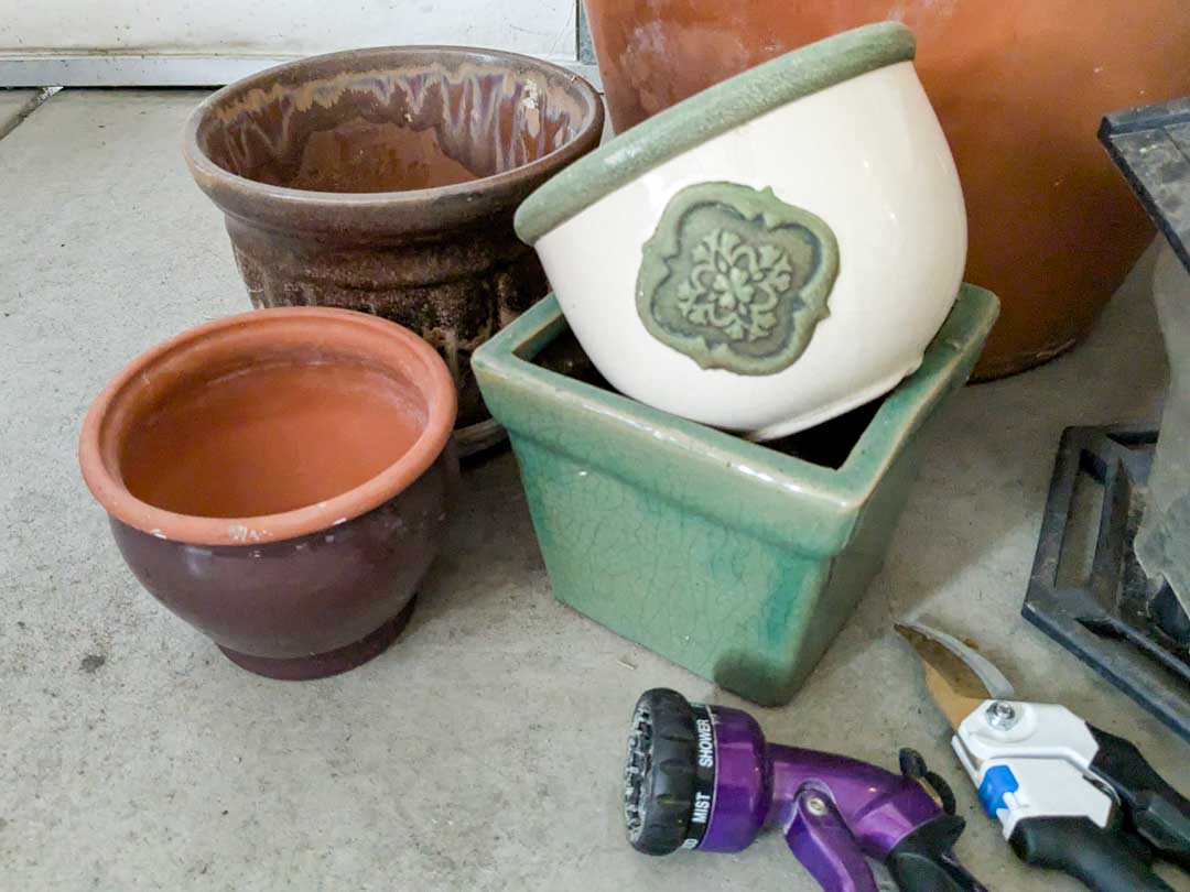 271. Terracotta Pots, Planters, (2) Shepherd's Hooks, Bird Feeder + Decor - Image 8