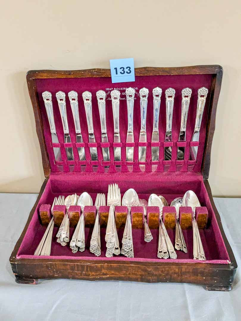 133. Rogers Silverplate Eternally Yours Flatware - (12) Knives, (12) Soup Spoons, (14) Dinner Forks, (10) Salad Forks, (24) Spoons + (17) Serving Pcs.