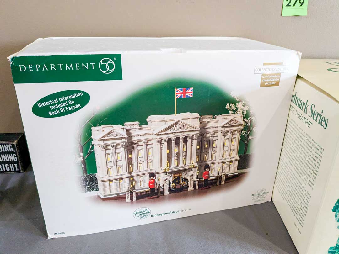 279. Dept 56 Buckingham Palace + The Old Globe Theater - Image 5