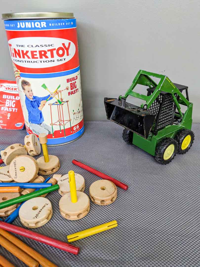 184. Metal Ertl John Deere Skid Steer + Tinker Toys - Image 4