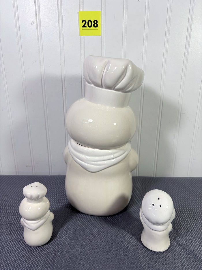 208. Pillsbury Doughboy Cookie Jar & Salt/Pepper Shakers