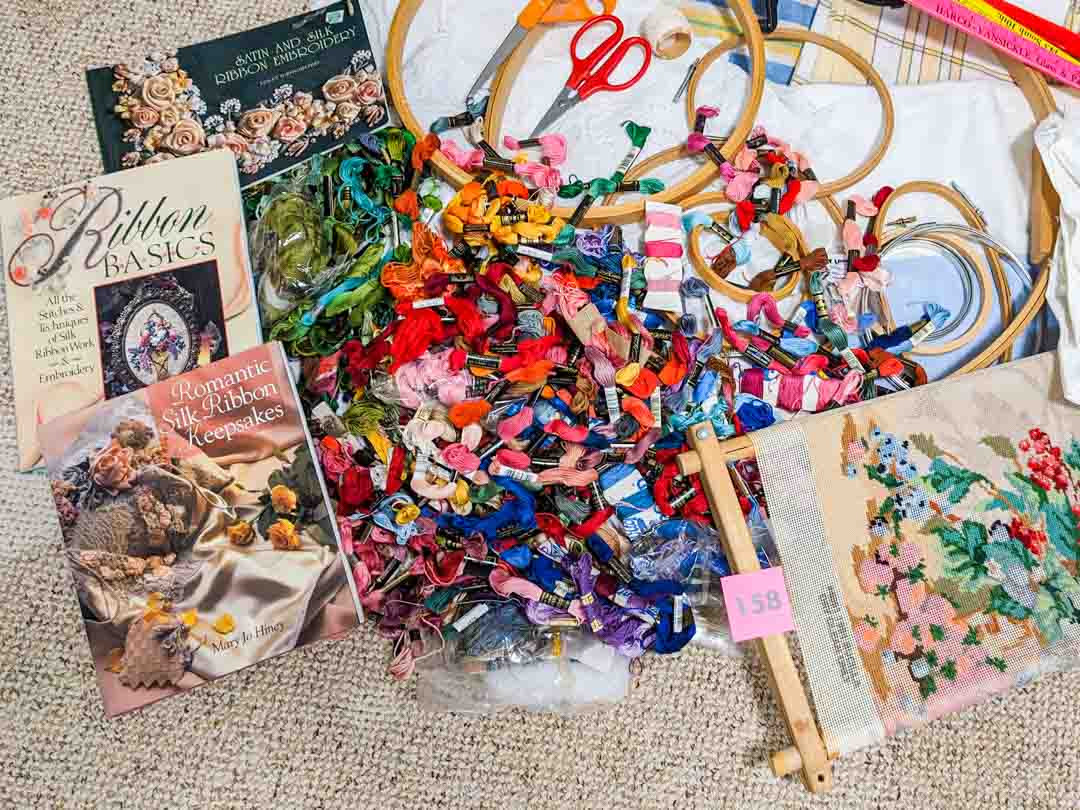 158. Embroidery Floss, Needlework Projects, Vintage Linens + Notions - Image 2