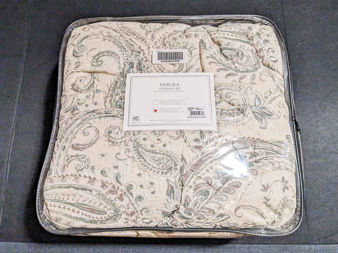 45. King Coverlet (3 pc) - Image 4