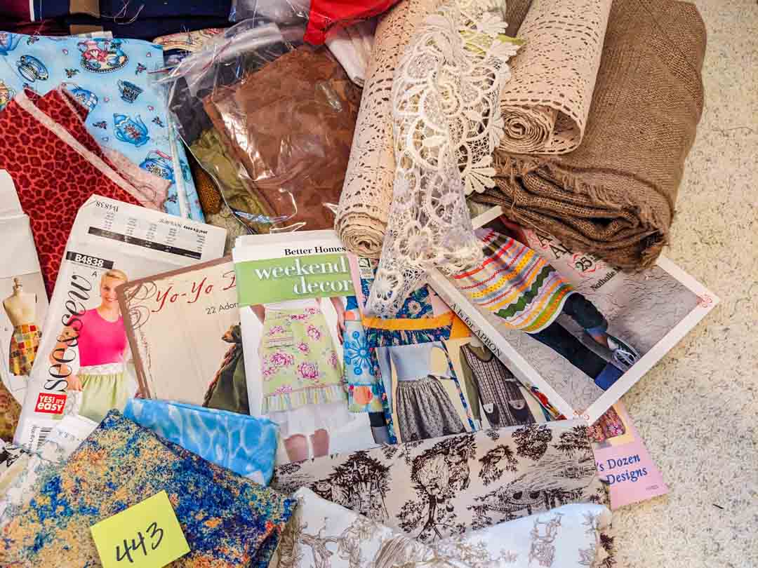 443. Sewing/Craft Lot - Fabric, Cutting Mat, Books + Notions - Image 4