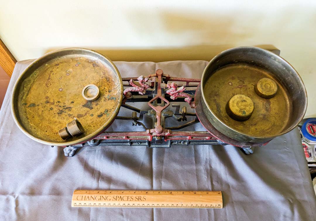 8. Cast Iron Scale - Image 3