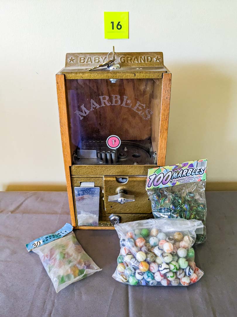 16. Marble Coin Machine + Marbles