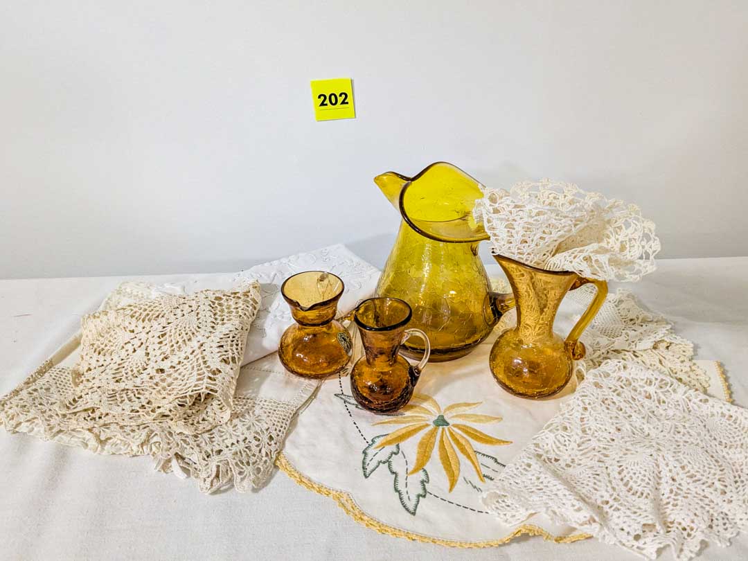 202. (4) Gold Vintage Glass Pcs. + Linens
