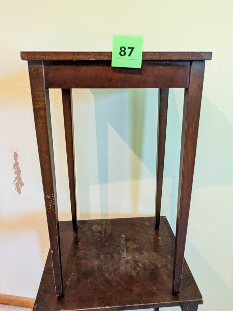 87. Stacking Tables - Image 3