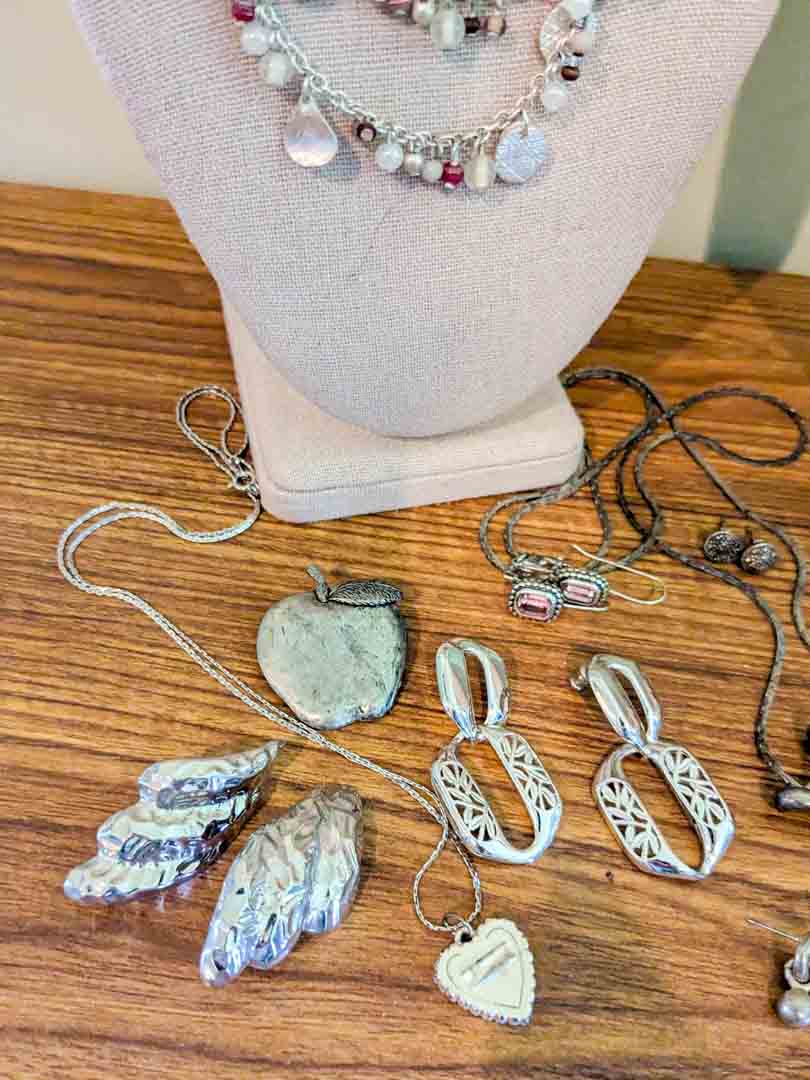 126. Fashion Jewelry (9) Necklaces + (9) Earrings - Image 3