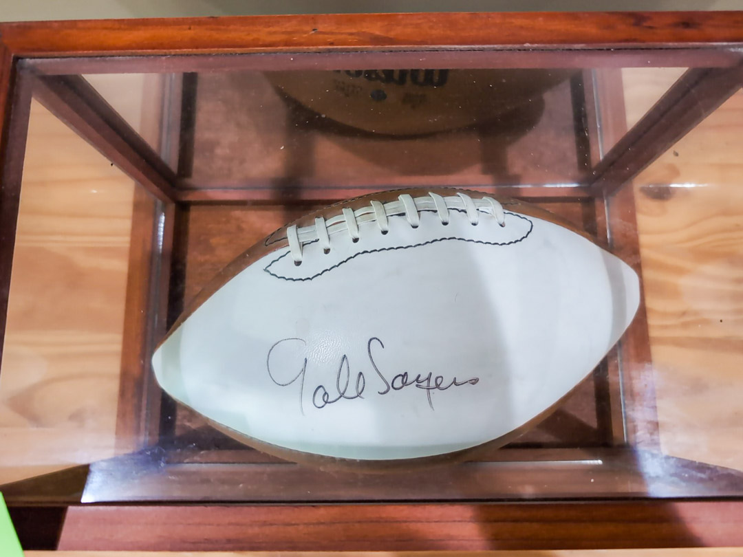 15.Gale Sayers Signed Wilson Football & Display case - Image 2