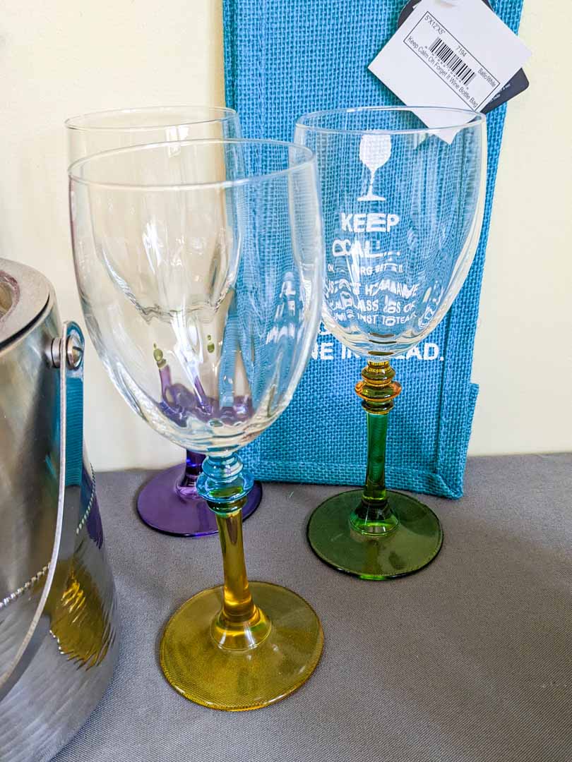 260. (6) Wine Glasses, Ice Bucket, Platter + Wine Bags - Image 5
