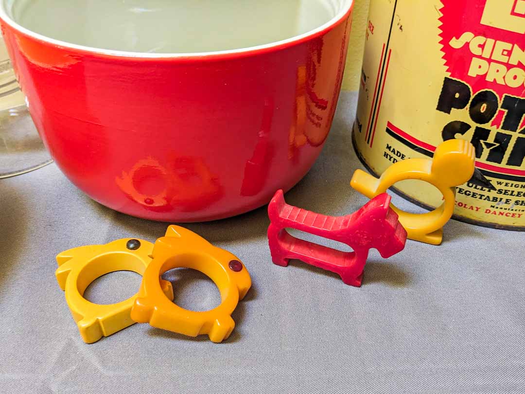 264. Vintage Potato Chip Tin, (2) Bowls, Napkin Rings + Cookie Cutters - Image 5