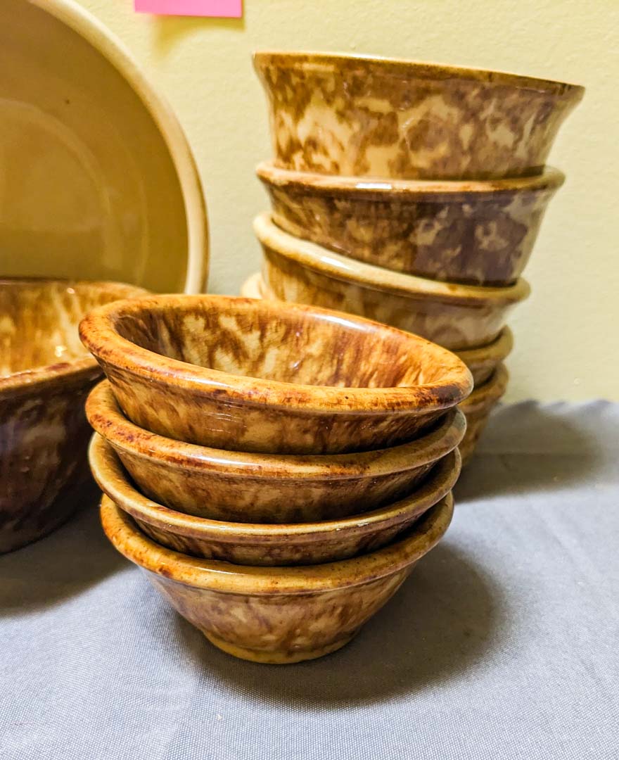296. (10) Spongeware Bowls + Vintage Bowl - Image 6