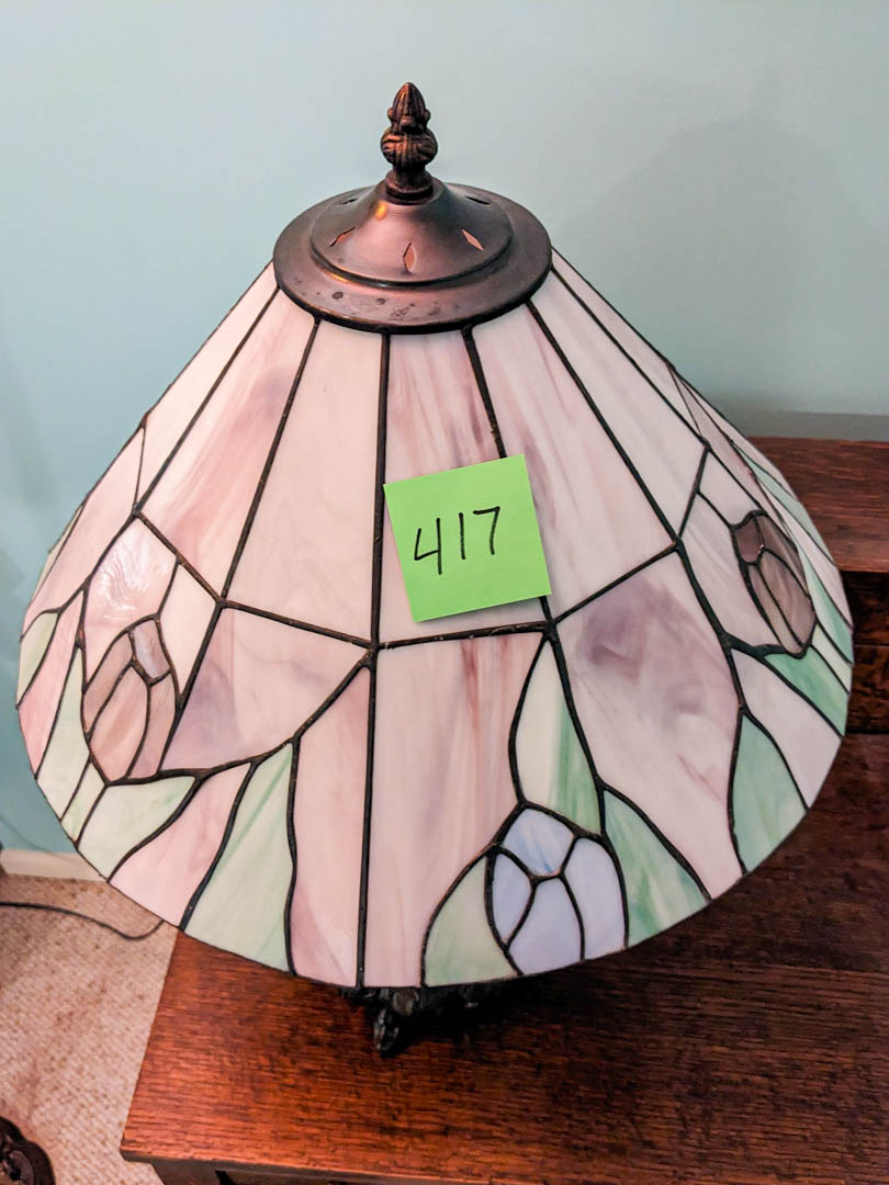 417. 21" Stained Glass Lamp - Image 3