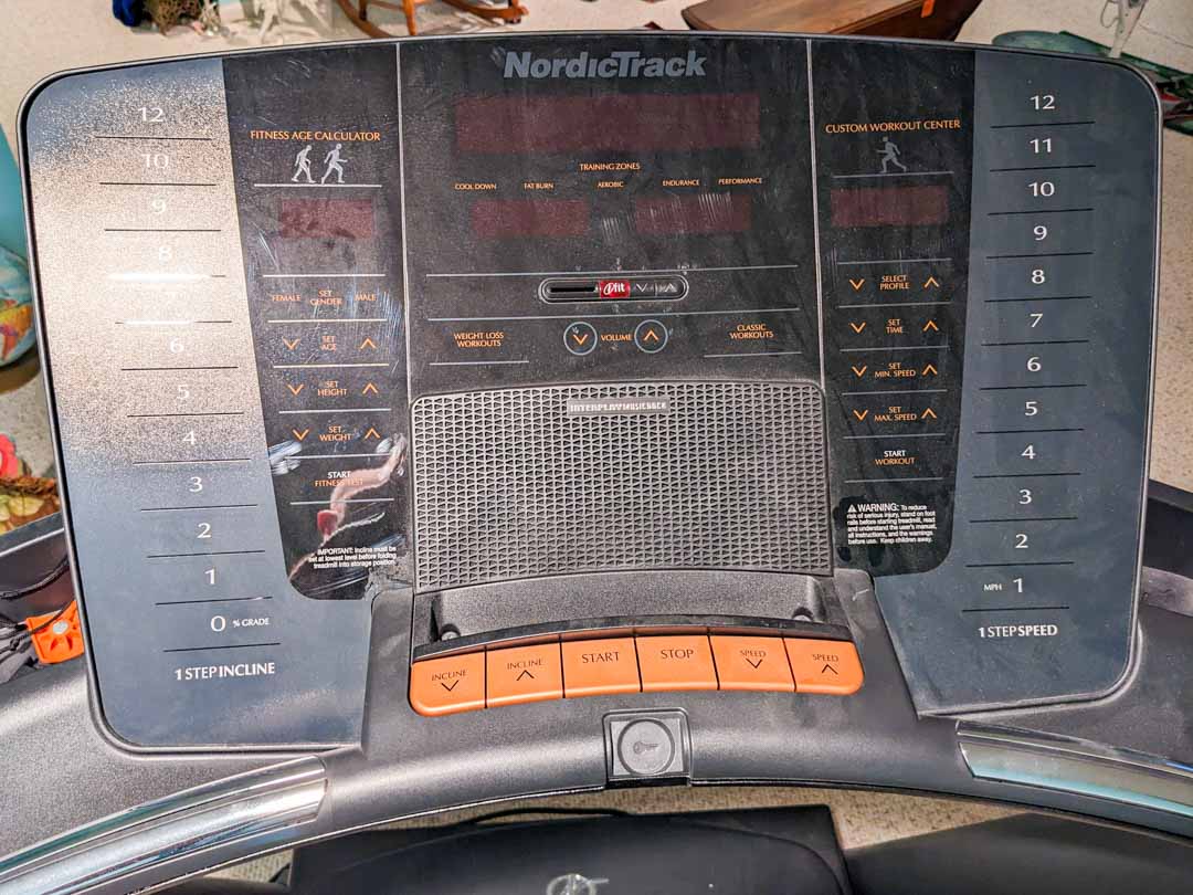 422. Nordictrack A2550 Treadmill - Image 2