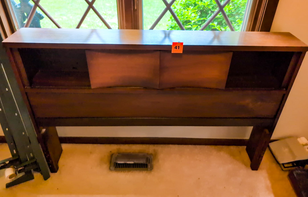41. Headboard - Image 2