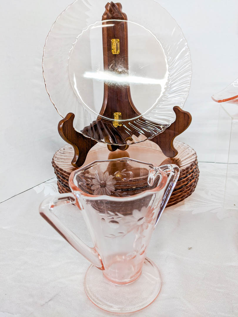 32. Pink Glassware - Image 2