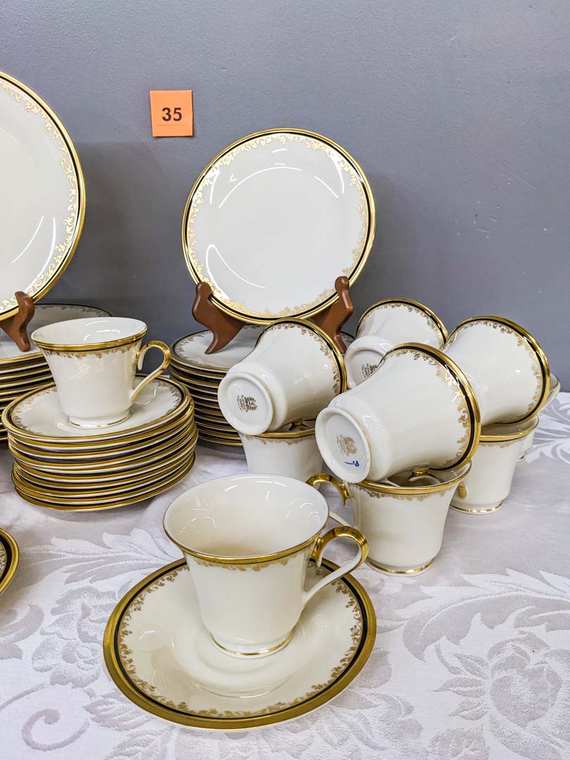 35. Lenox Eclipse China, Service for 12 - Image 4