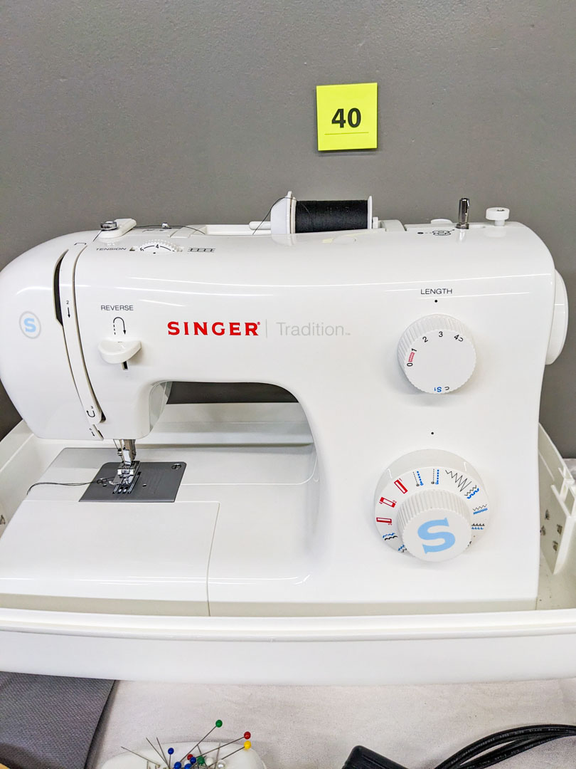 40. Singer Tradition Sewing Machine + Wicker Sewing Basket + Needlework Supplies - Image 6