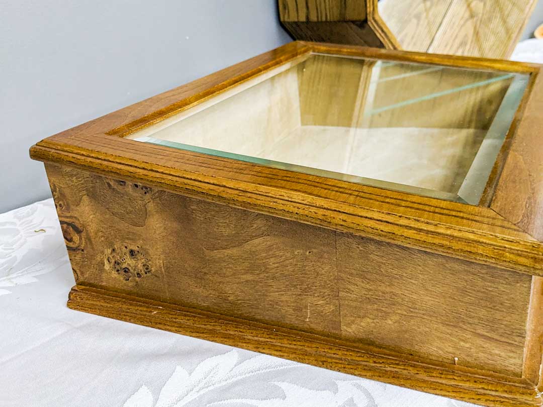 42. Locking Tabletop Display Case + Mirrored Wall Shelf - Image 2
