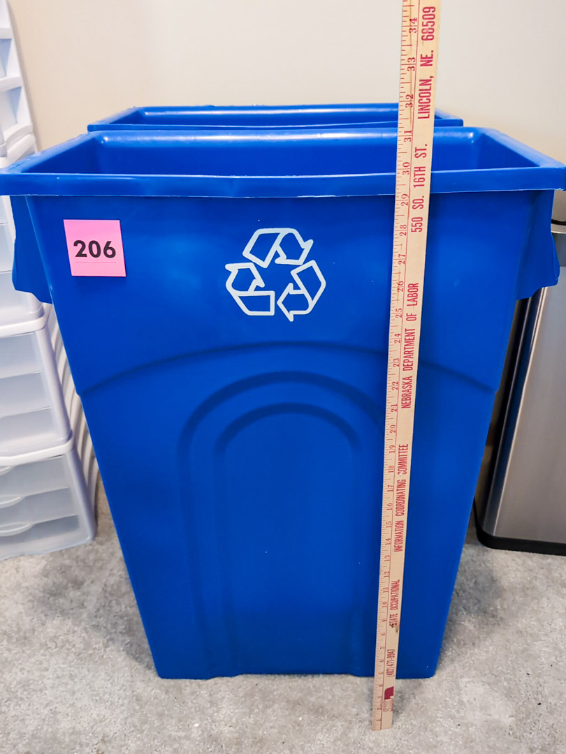 206. Battery Operated Trash Can + (2) Recycle Bins + (4) Stocking Organizers - Image 3