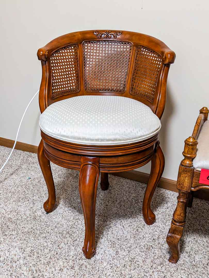 6. Drexel Heritage Bench & Swivel Chair - Image 5