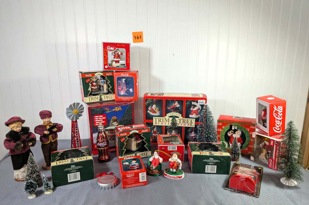 161. Coca-Cola Holiday Decor + Ornaments – Changing Spaces SRS
