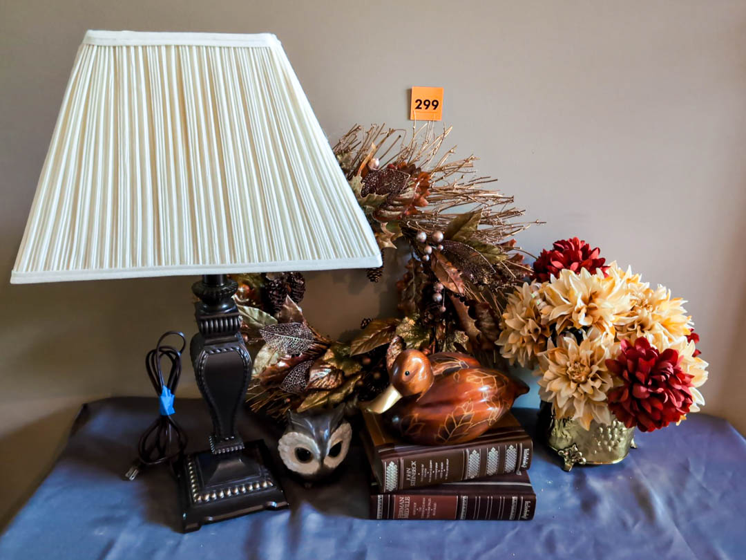 299. Lamp, Wreath, Wood Duck, Owl + (2) Books