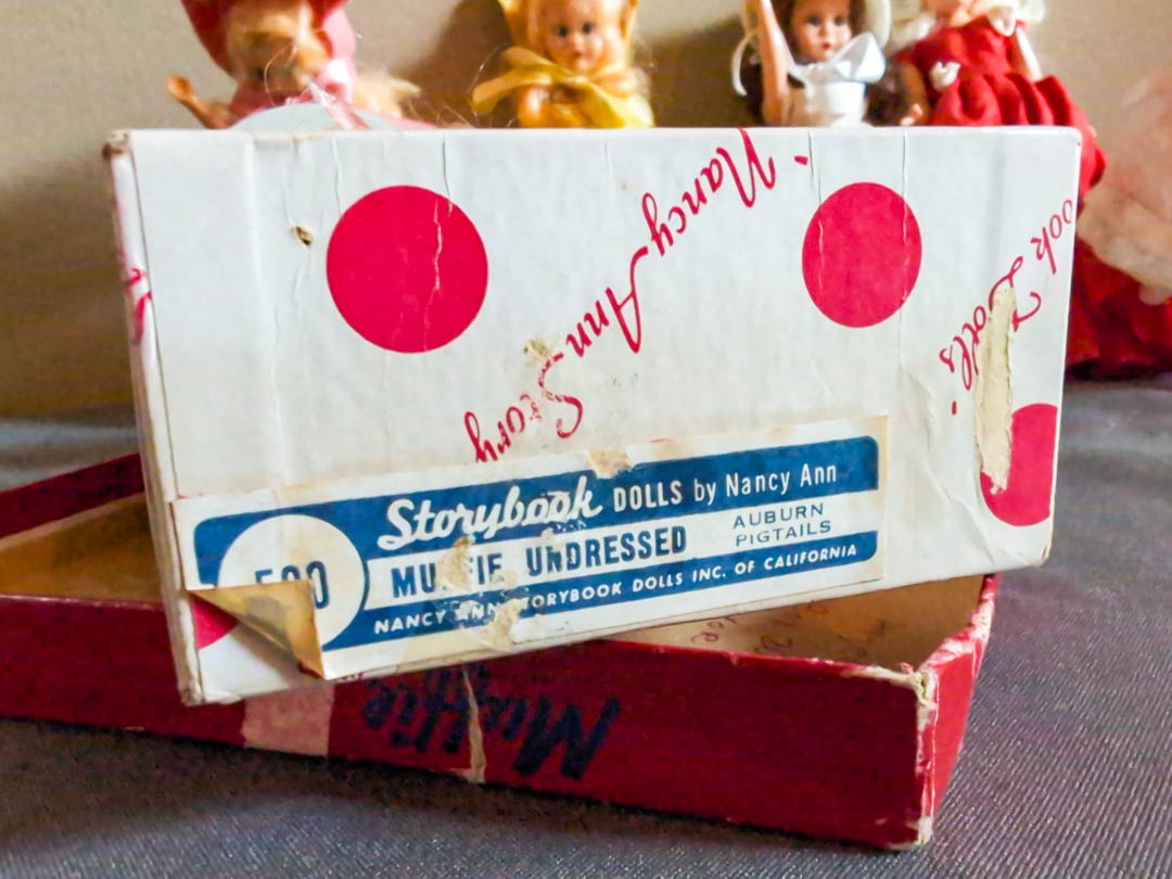 377. (9) Vintage Dolls - Image 3
