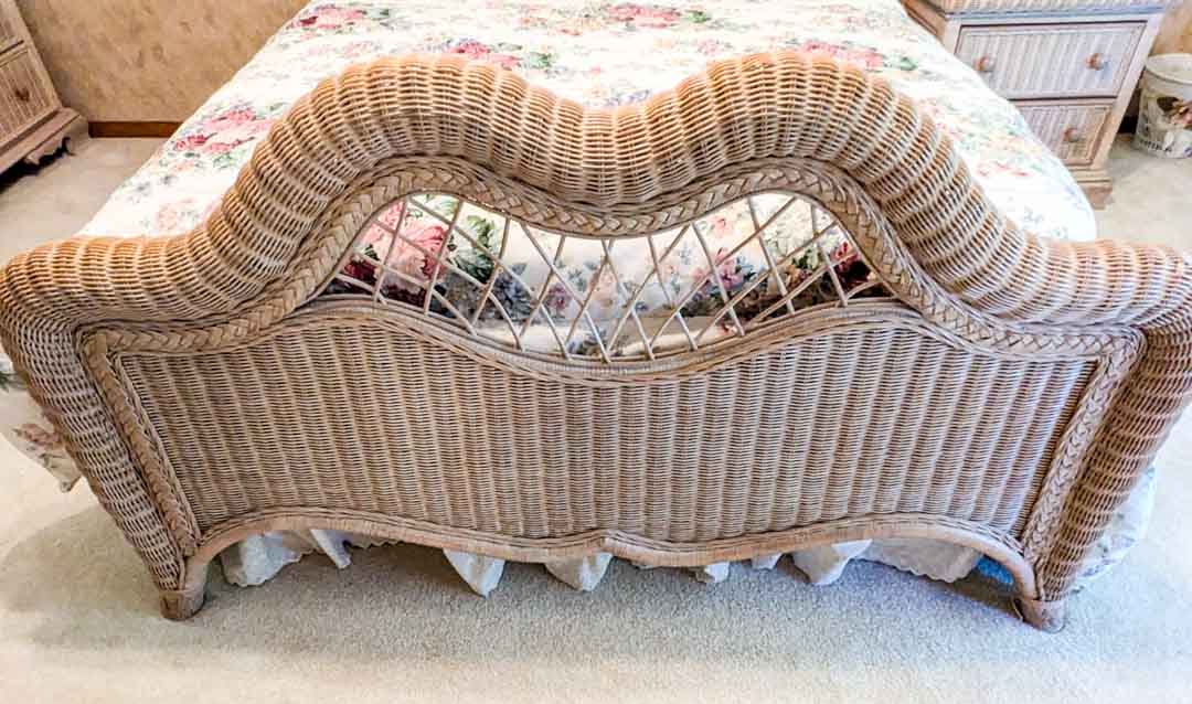 52. Double Bed w/ Mattress, Box Springs - Image 4