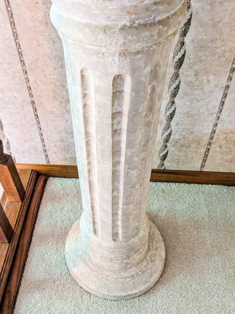 56. 31" Pedestal + 13" Vase - Image 4