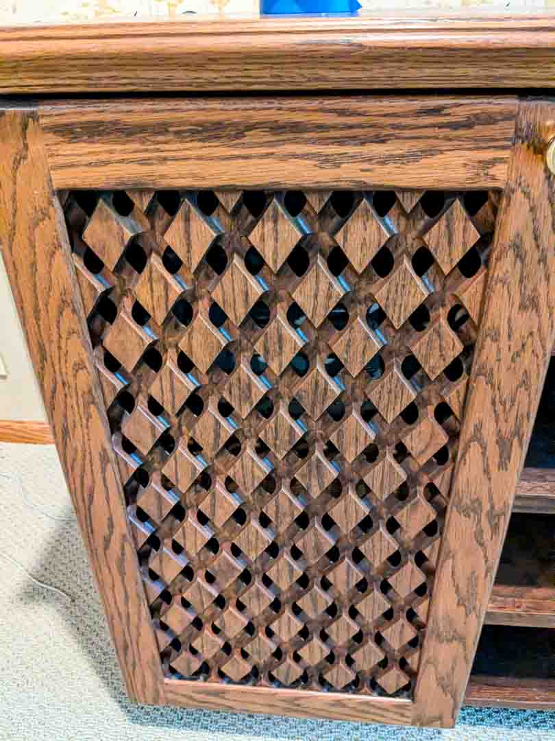 196. Cabinet - Image 5