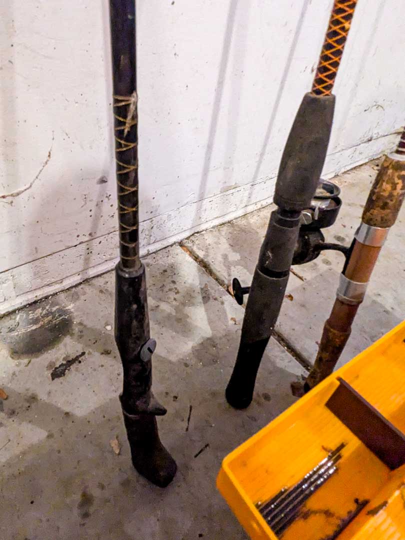 154. (3) Fishing Rods, (1) Reel + Tackle Box - Image 7
