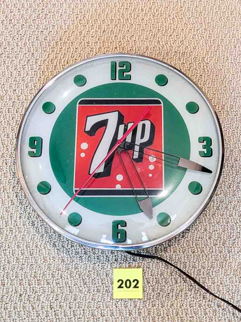 202. Vintage 7Up Clock