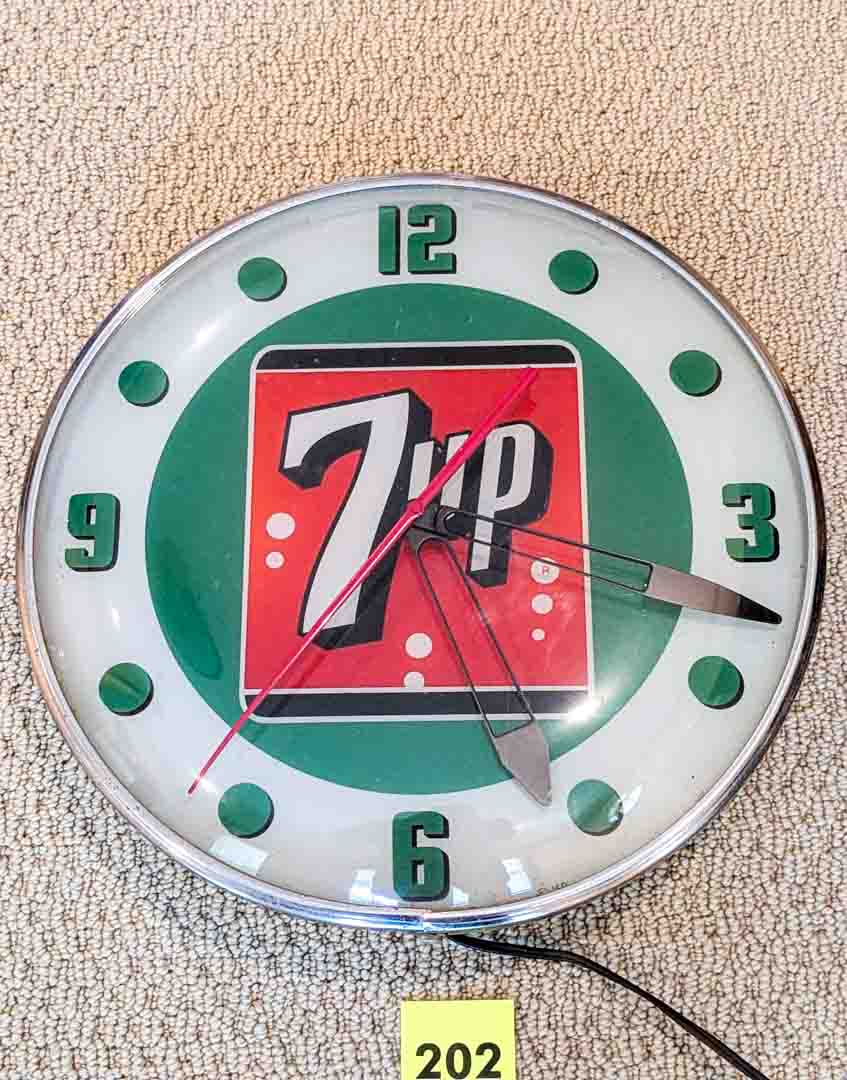 202. Vintage 7Up Clock - Image 2