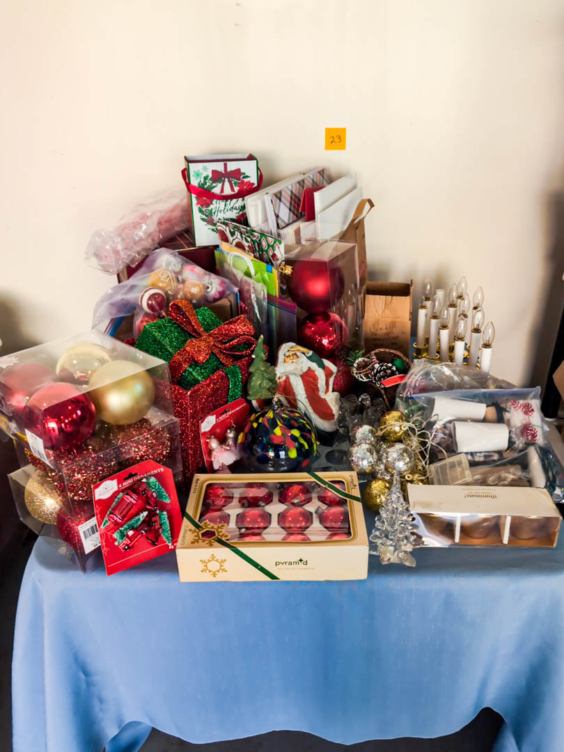 23. Holiday Gift Wrap & Decor