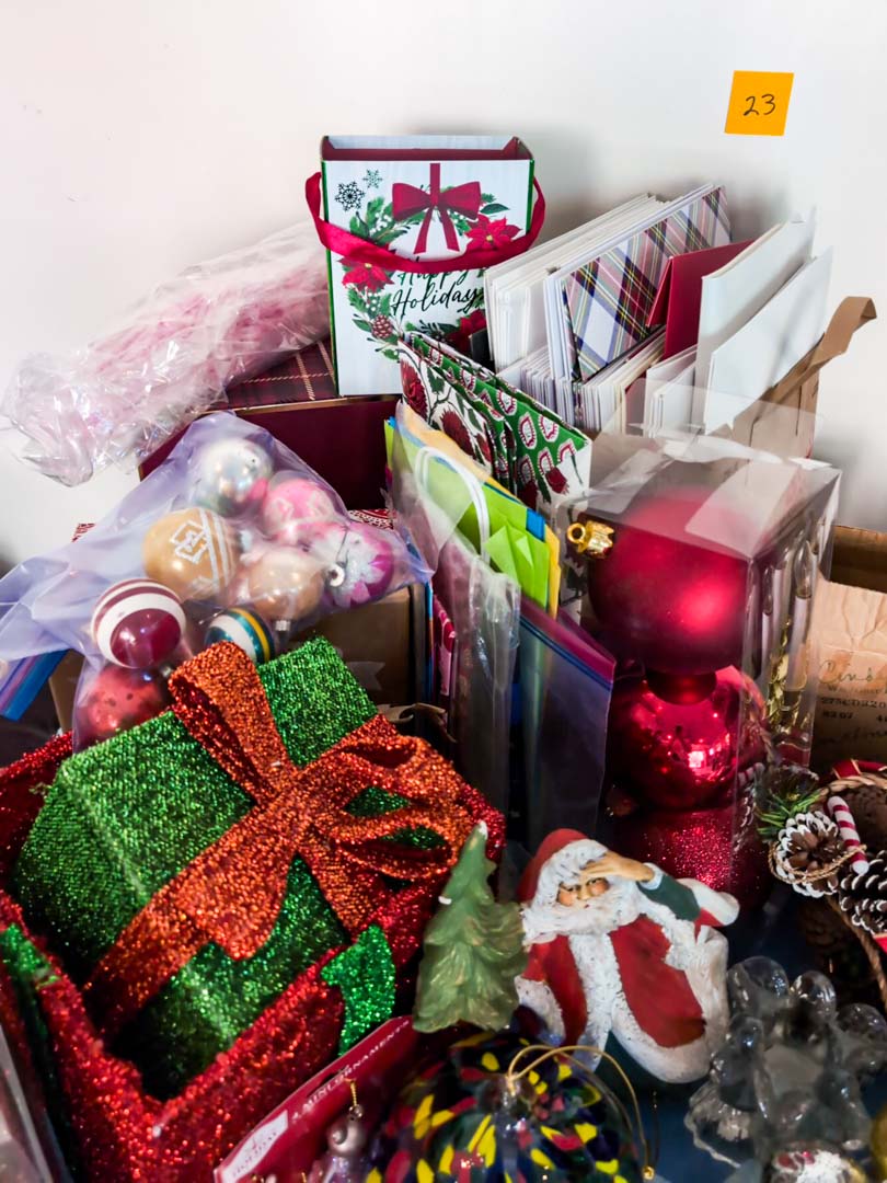 23. Holiday Gift Wrap & Decor - Image 3