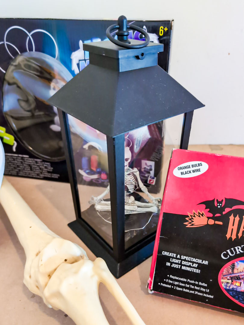 28. Halloween Decor - Image 3
