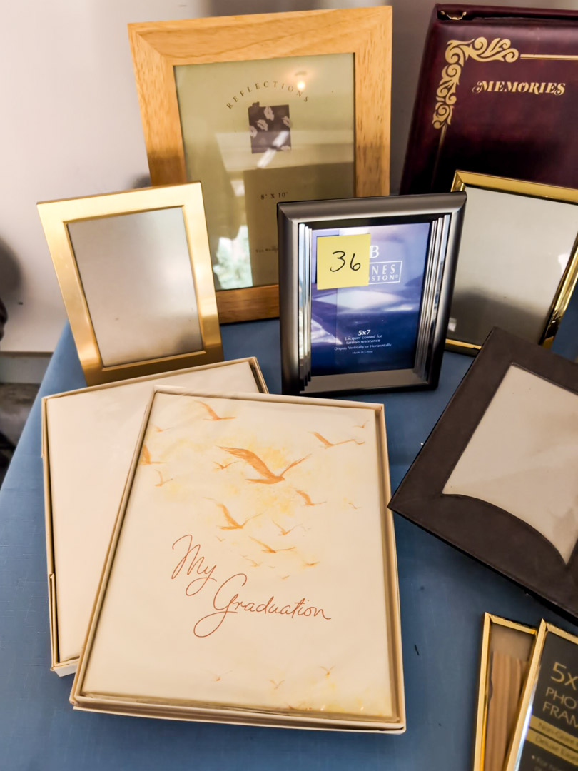 36. Photo Frames & Albums - Image 3