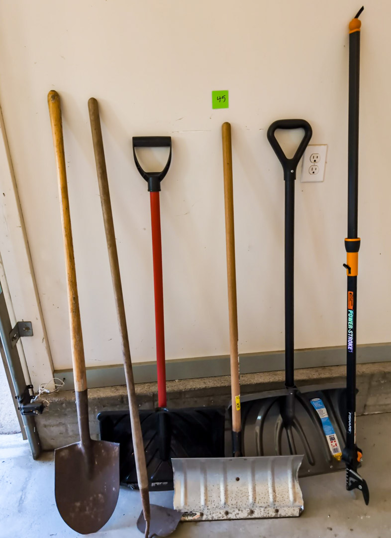 45. Shovels, Snow Shovels, Rake, Trimmer