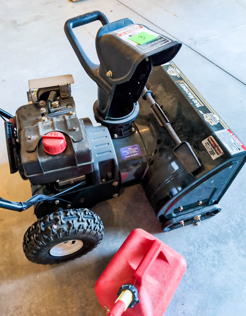 3. Yard Machine, 22" 2-Stage Snow Thrower - Image 6