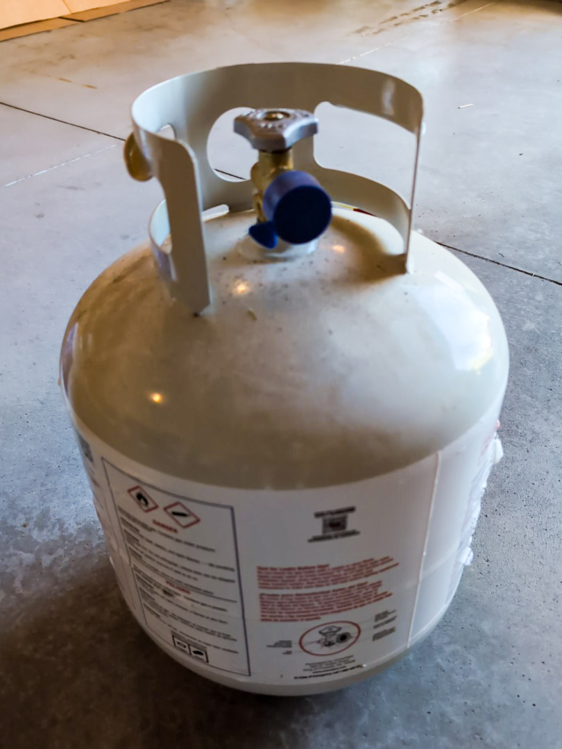 6. 15 lb. Propane Bottle - Image 3