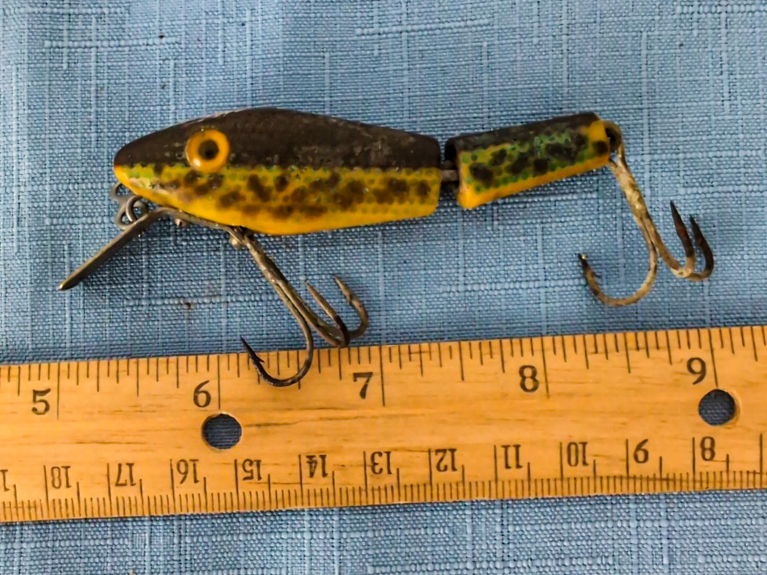 175. PFLUEGER Wooden Lure Frog Pattern - Image 5