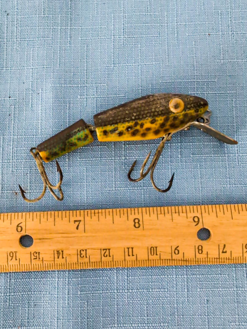 175. PFLUEGER Wooden Lure Frog Pattern - Image 6